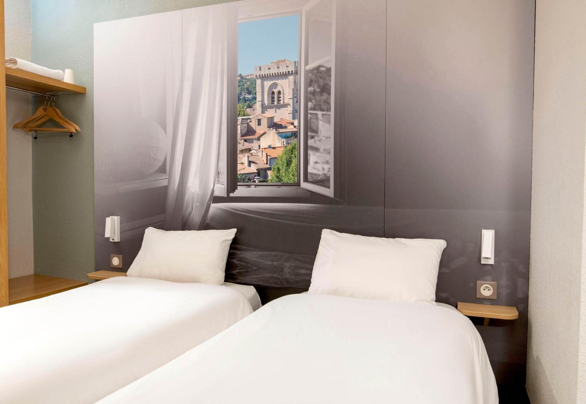 B&B Hotel Avignon 2 르퐁테 외부 사진